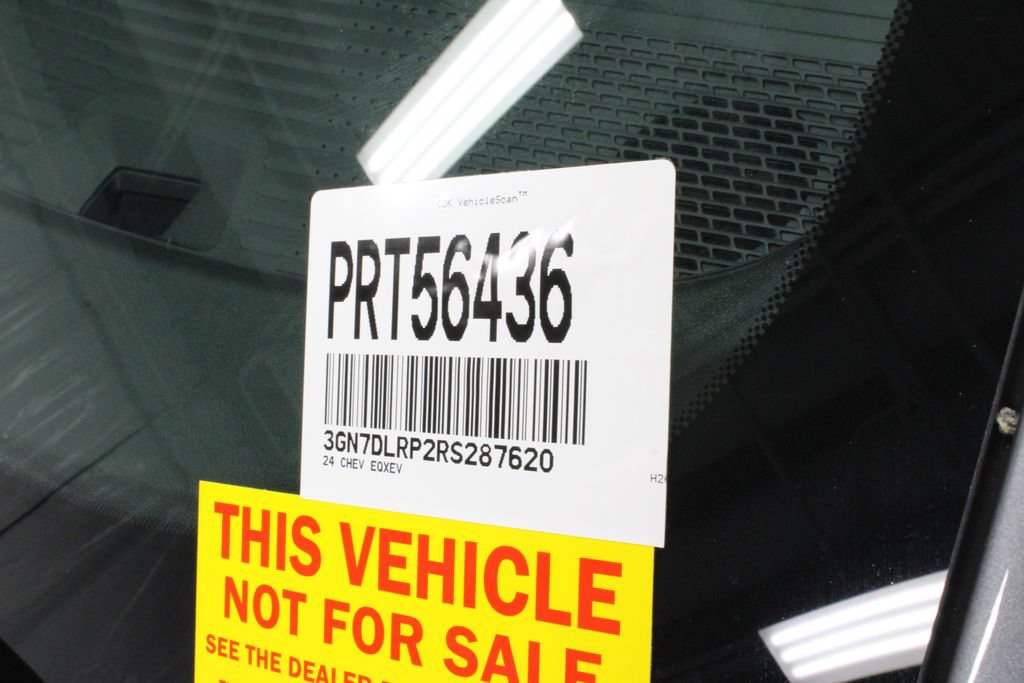 Used 2024 Chevrolet Equinox EV LT FWD image 31