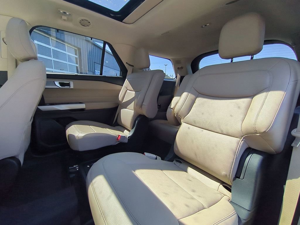 Certified 2021 Ford Explorer Limited w/ Equipment Group 301A image 27