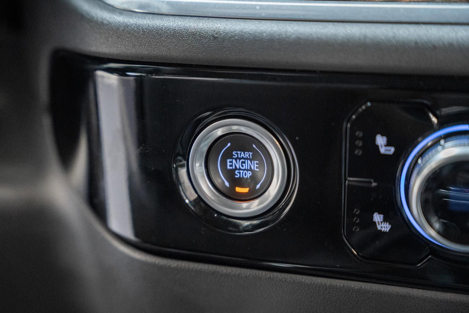Used 2023 GMC Sierra 1500 Elevation w/ LPO, Elevation Black Package AWD/4WD image 29