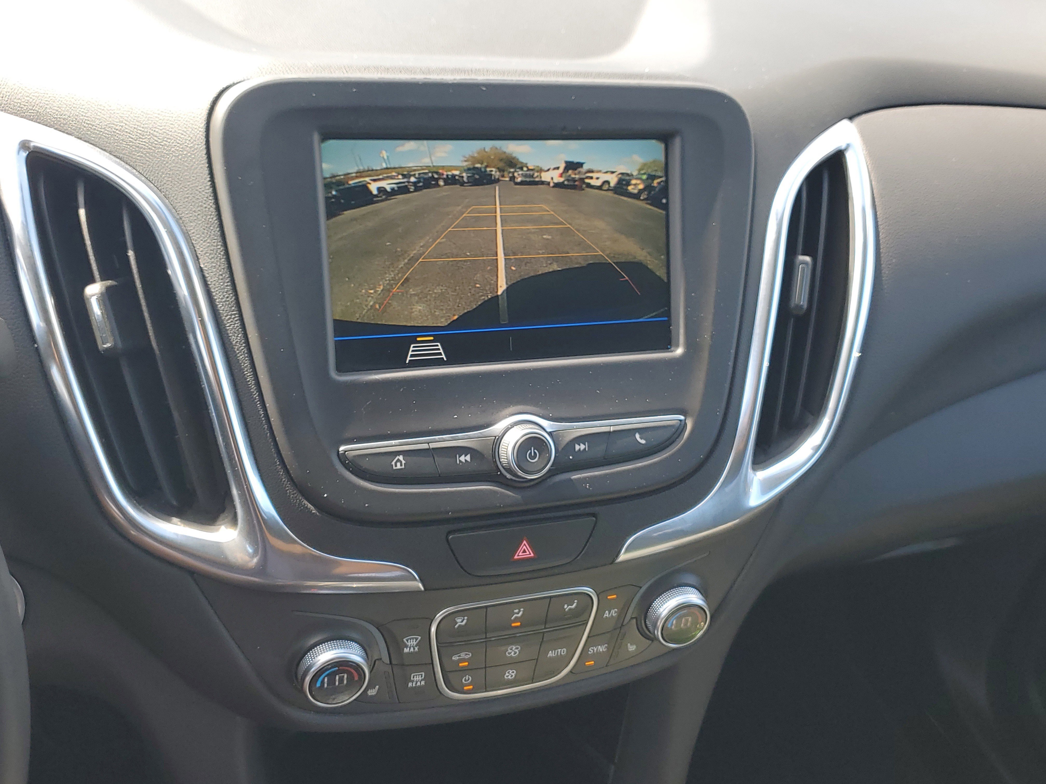 Used 2019 Chevrolet Equinox LT image 27