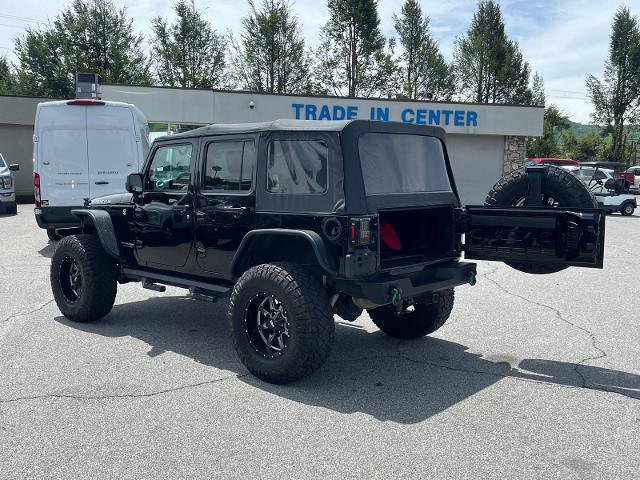 Used 2018 Jeep Wrangler Unlimited Rubicon w/ Connectivity Group AWD/4WD image 4