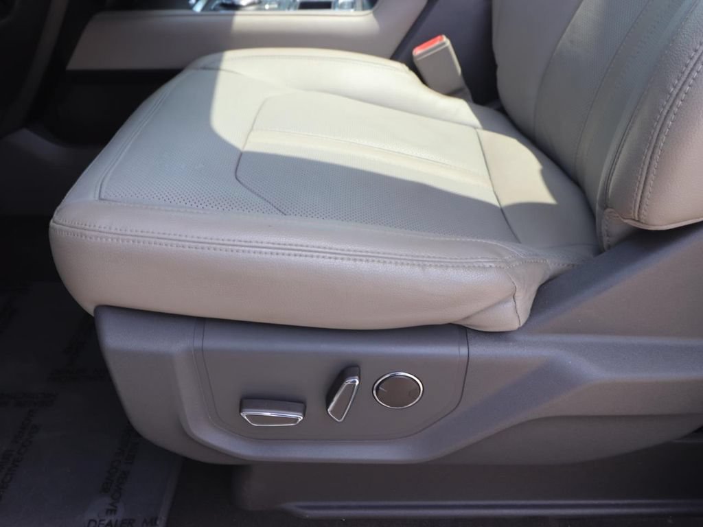 Certified 2019 Ford Expedition Limited w/ Equipment Group 302A RWD image 18