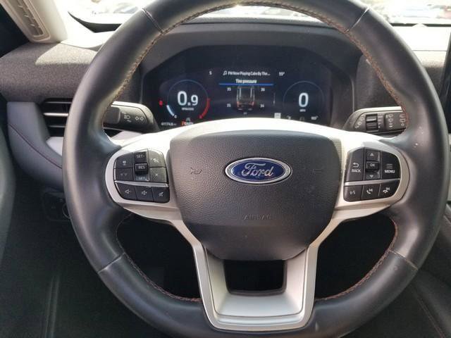 Certified 2025 Ford Explorer Active AWD/4WD image 22