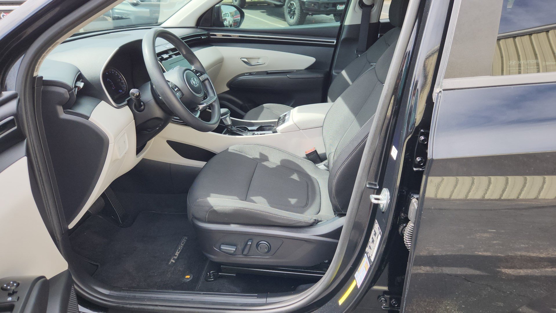 Used 2022 Hyundai Tucson SEL AWD/4WD image 19