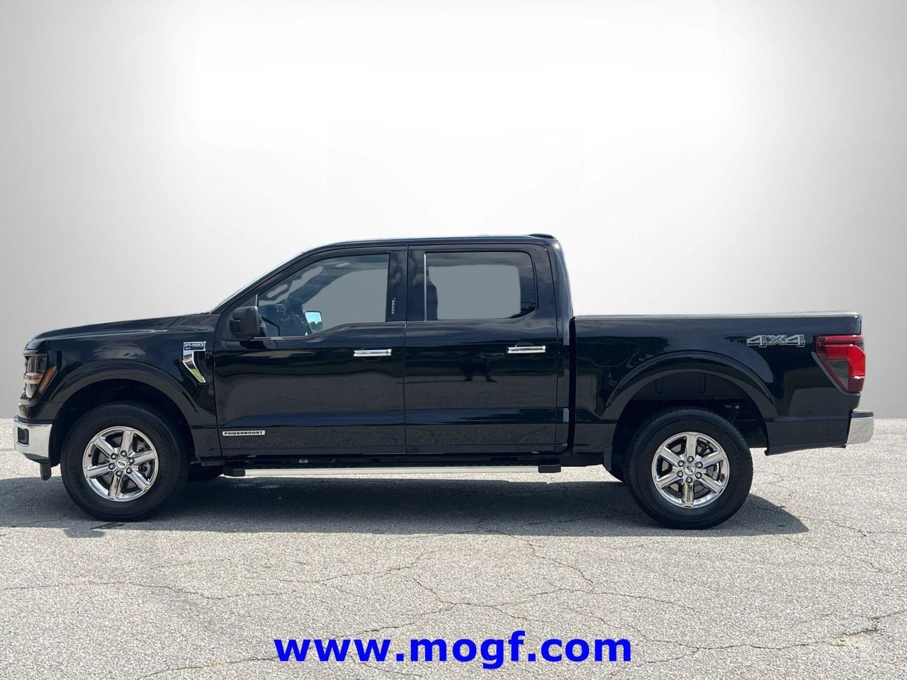 Certified 2024 Ford F150 XLT w/ Mobile Office Package AWD/4WD image 25