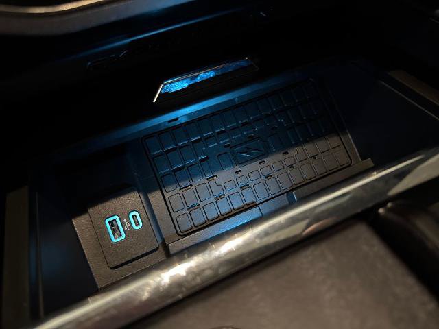 Certified 2024 Ford Expedition Max Platinum RWD image 30