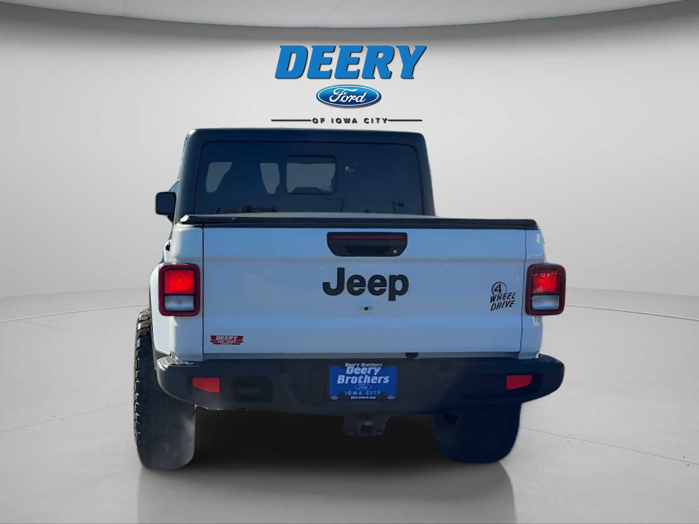 Used 2021 Jeep Gladiator Sport image 4