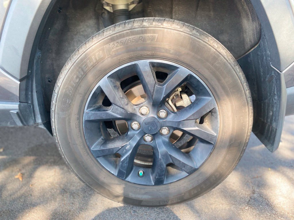 Used 2022 Toyota RAV4 LE AWD/4WD image 32
