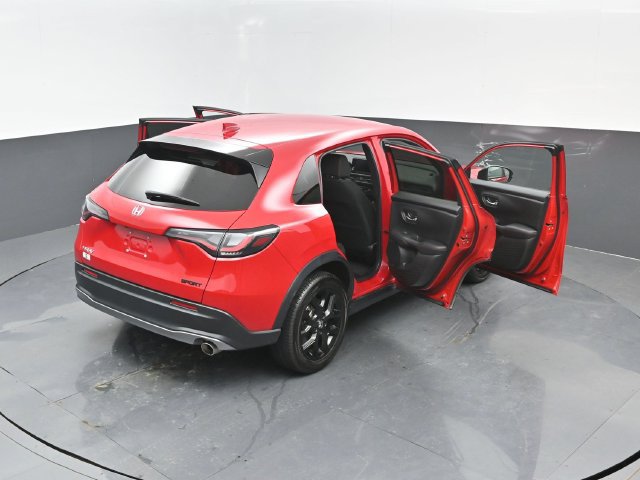 Used 2025 Honda HR-V Sport image 25