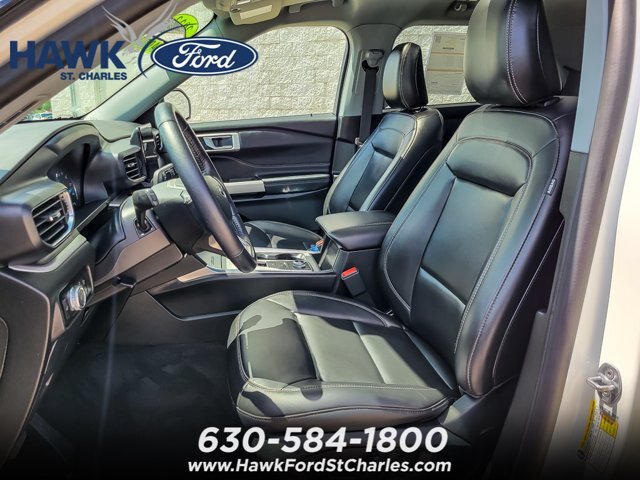 Certified 2023 Ford Explorer XLT w/ Equipment Group 202A AWD/4WD image 8