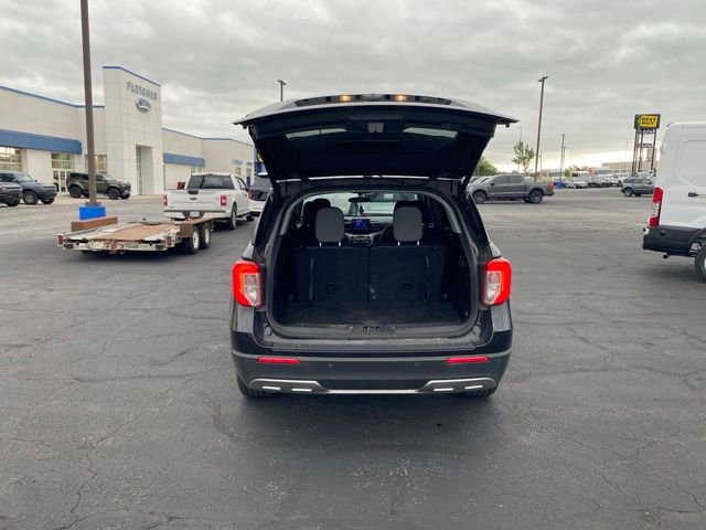 Certified 2023 Ford Explorer XLT w/ Equipment Group 202A AWD/4WD image 5