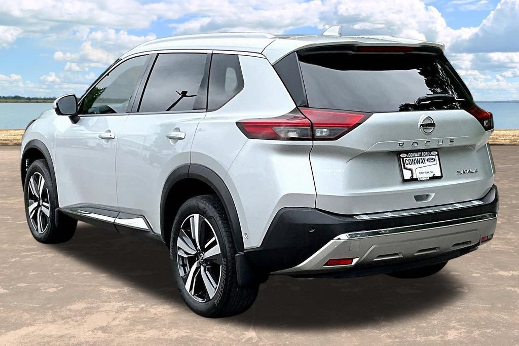 Used 2021 Nissan Rogue Platinum FWD image 5