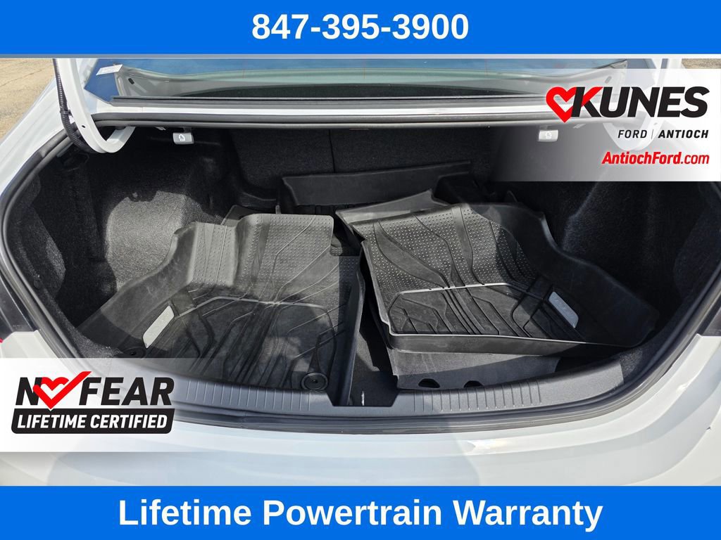 Used 2023 Chevrolet Malibu LS image 21