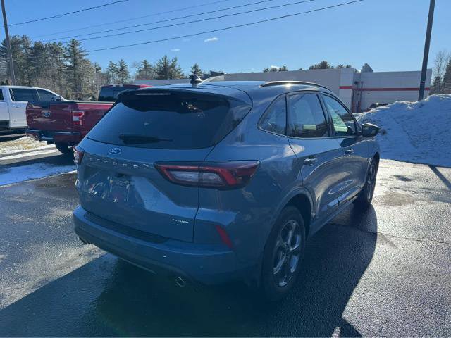 Certified 2023 Ford Escape ST-Line w/ Tech Pack #1 image 4