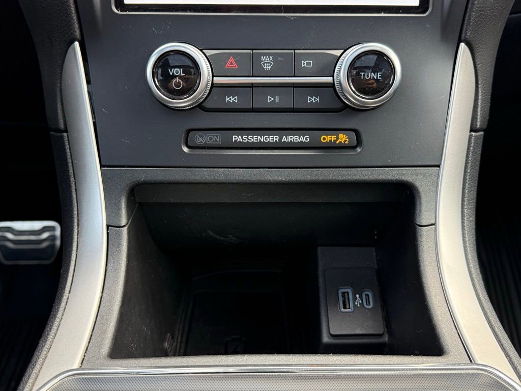 Certified 2024 Ford Edge ST-Line image 16