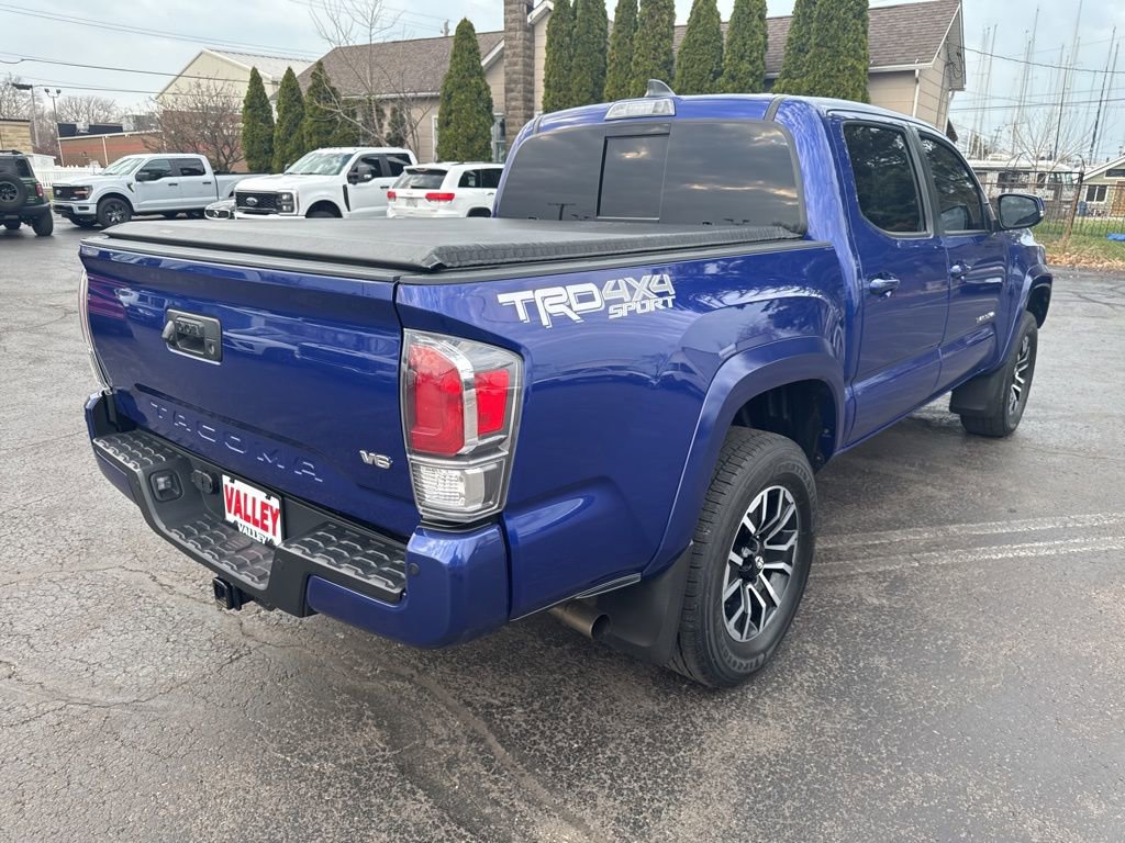 Used 2022 Toyota Tacoma TRD Sport w/ Technology Package AWD/4WD image 9
