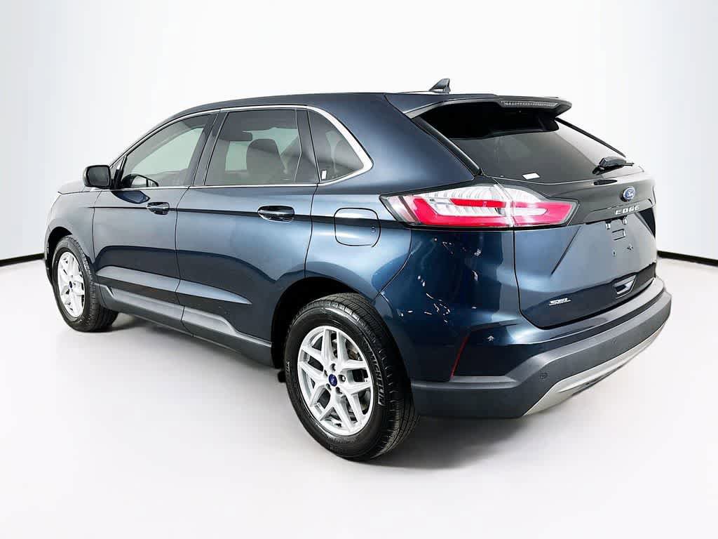 Certified 2022 Ford Edge SEL w/ Convenience Package AWD/4WD image 4