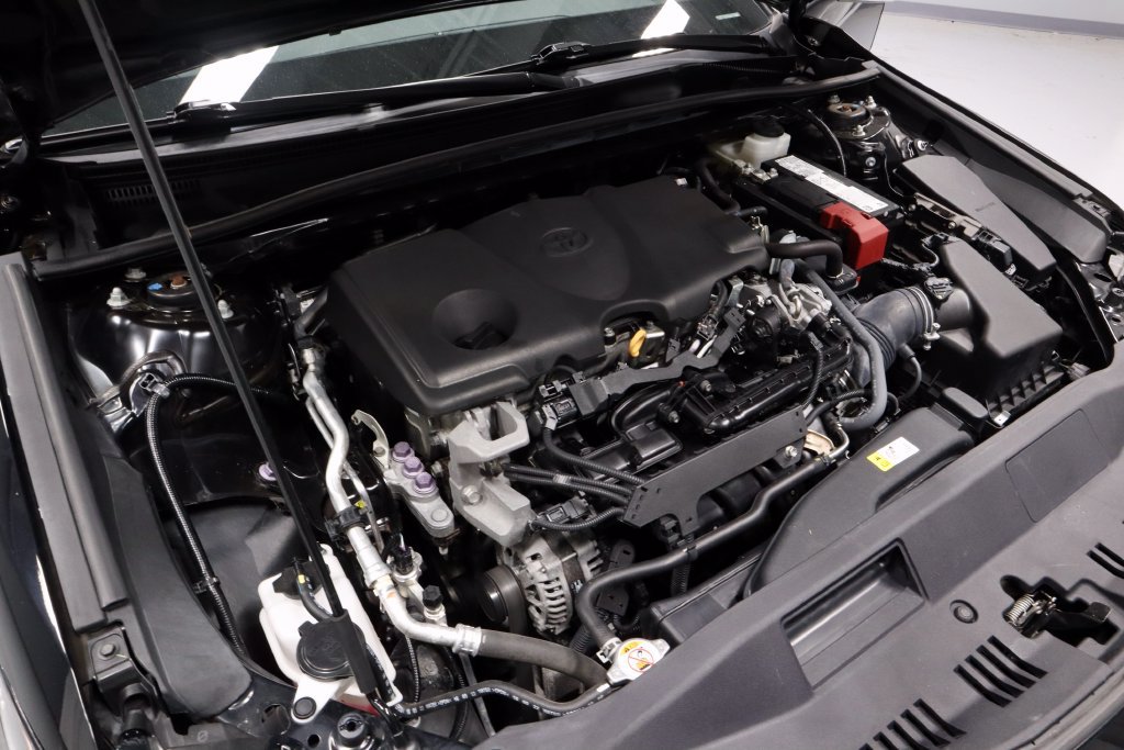 Used 2023 Toyota Camry SE FWD image 16
