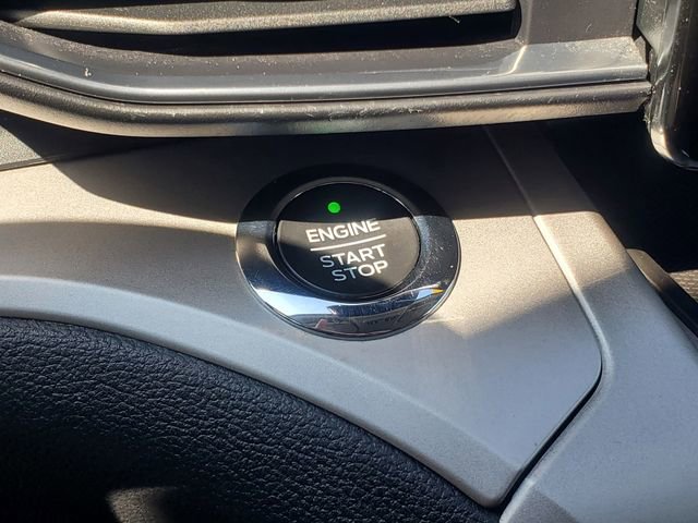 Certified 2021 Ford Explorer XLT w/ Equipment Group 202A image 15