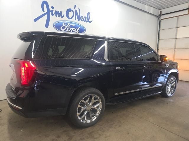 Used 2021 GMC Yukon XL SLT AWD/4WD image 11
