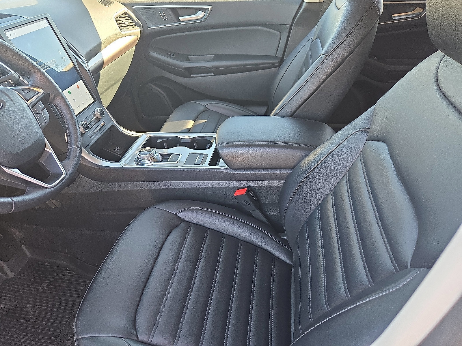 Certified 2024 Ford Edge SEL w/ Convenience Package image 12