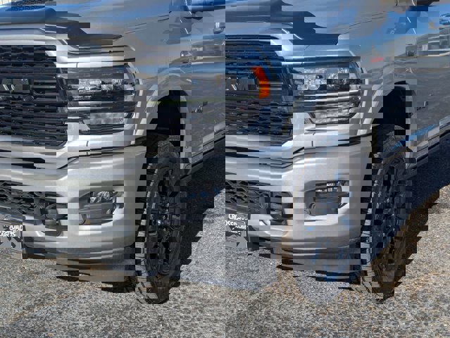 Used 2024 RAM 2500 Limited image 10