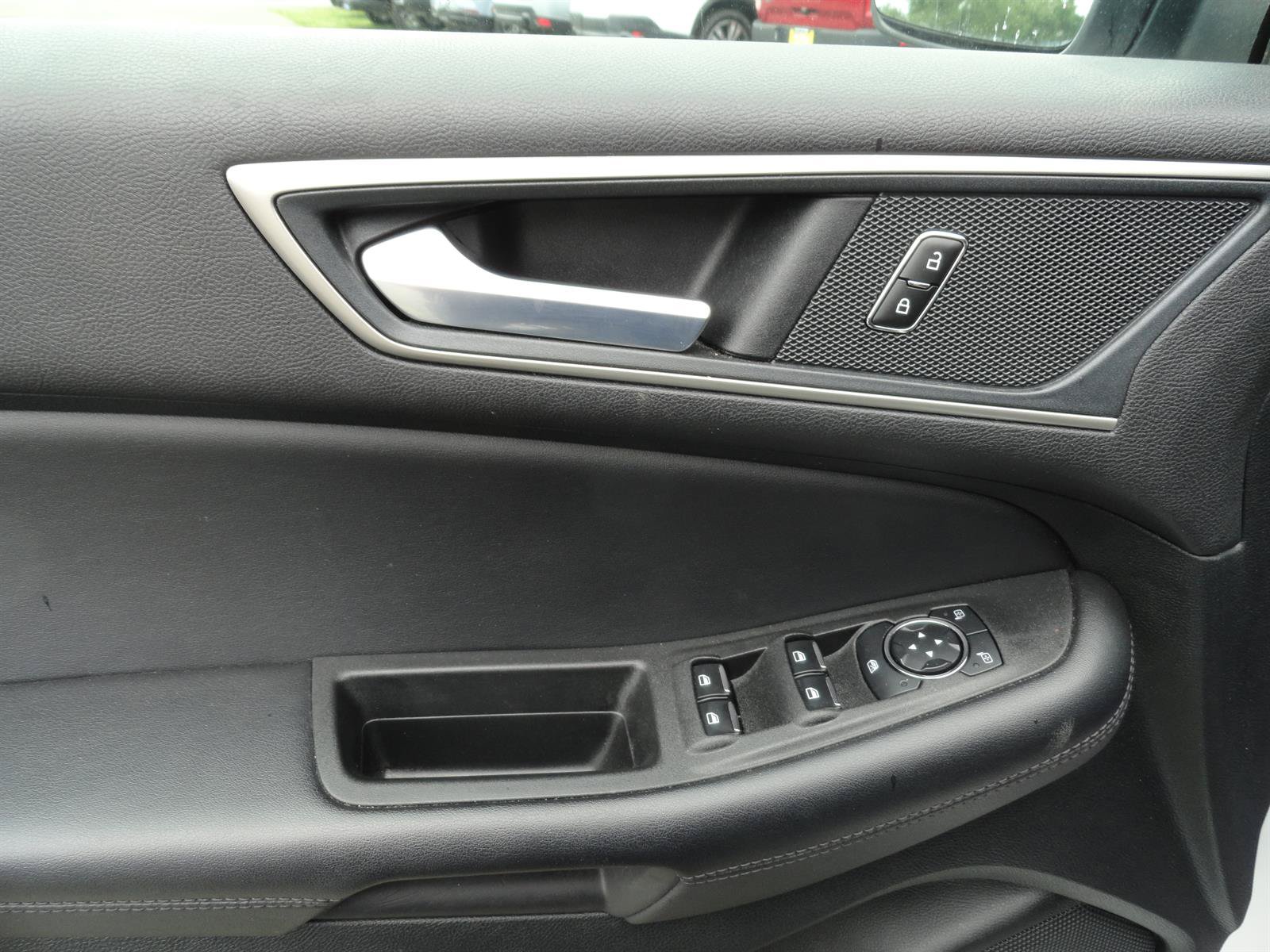 Certified 2024 Ford Edge SEL AWD/4WD image 10
