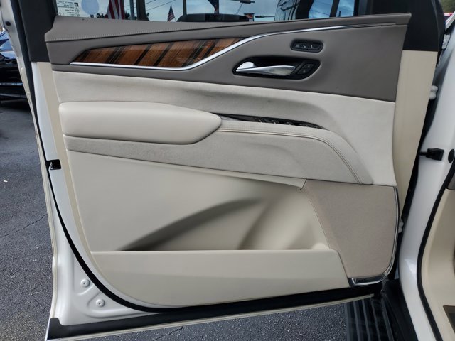 Used 2023 Cadillac Escalade Premium Luxury Platinum image 14