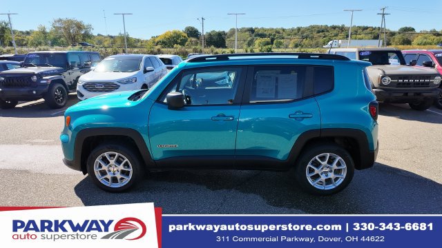 Used 2022 Jeep Renegade Latitude w/ Convenience Group AWD/4WD image 4