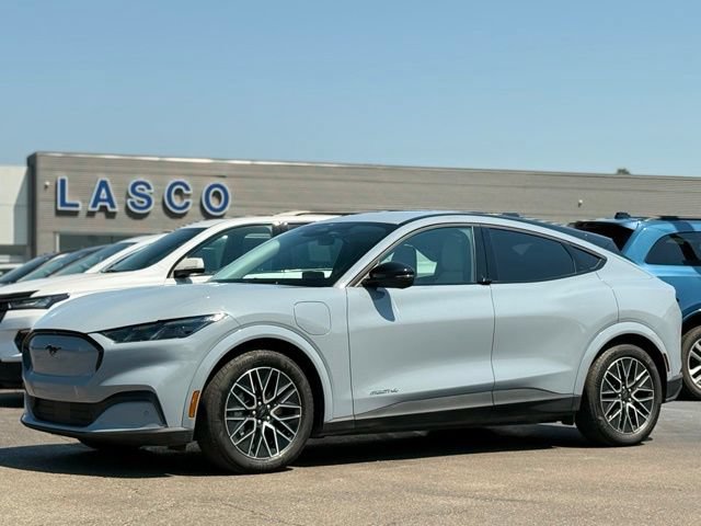 Certified 2025 Ford Mustang Mach-E Premium AWD/4WD image 1