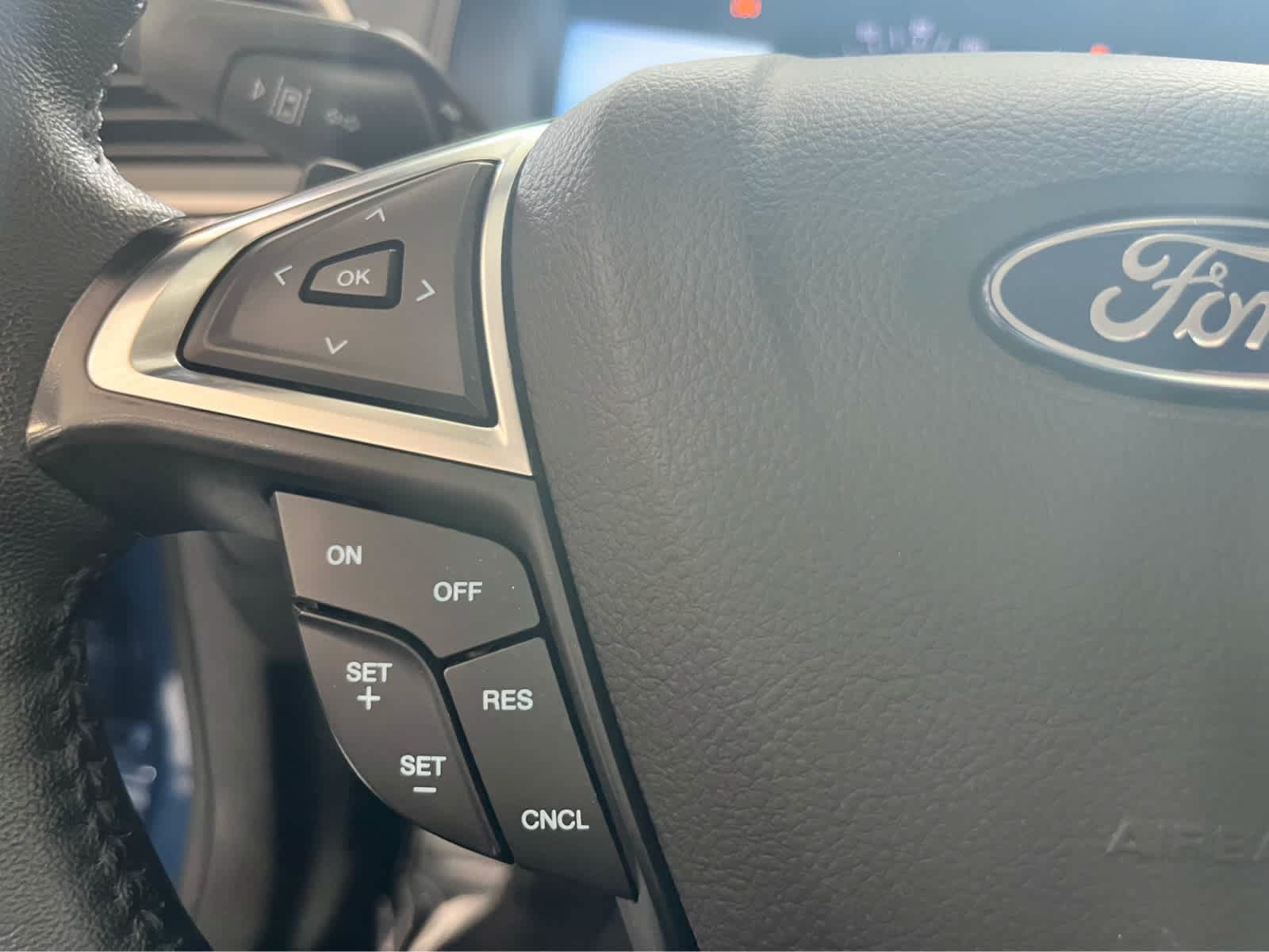 Certified 2024 Ford Edge SEL w/ Convenience Package AWD/4WD image 25