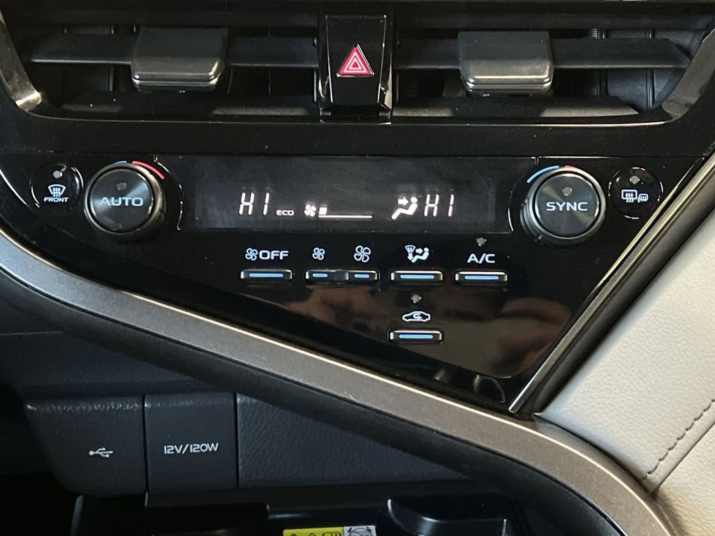 Used 2023 Toyota Camry XLE w/ Navigation Package image 21