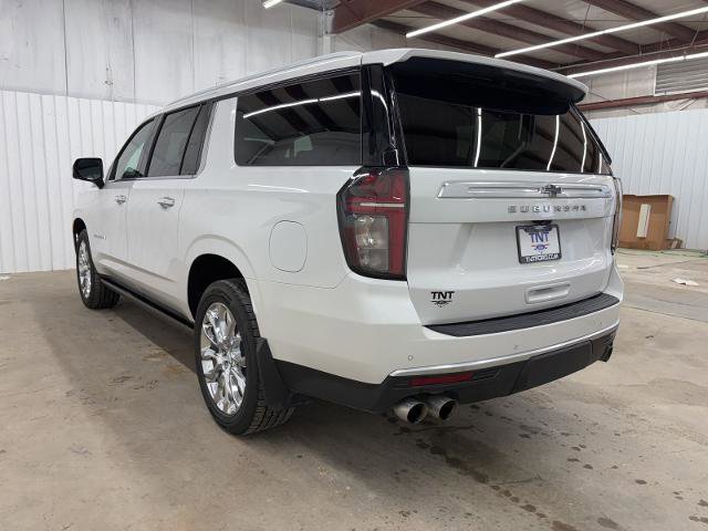 Used 2023 Chevrolet Suburban High Country image 2