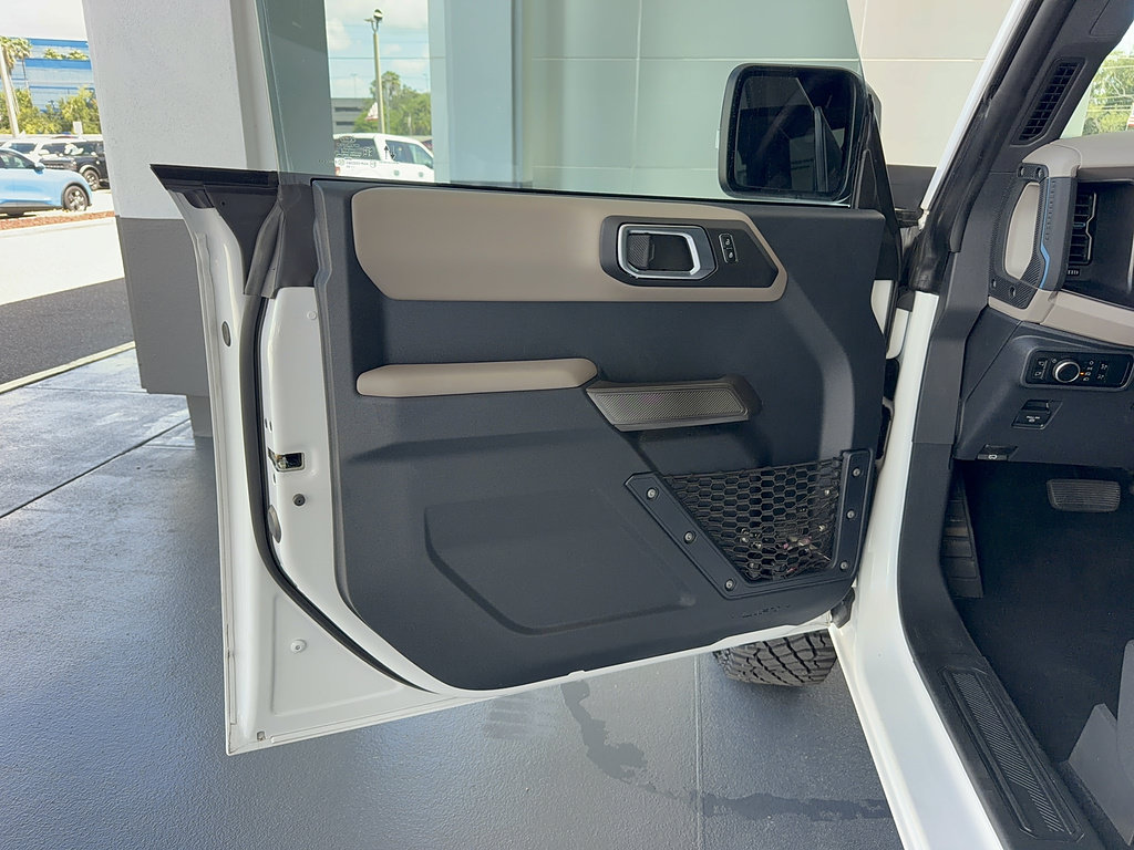 Certified 2023 Ford Bronco Wildtrak AWD/4WD image 9