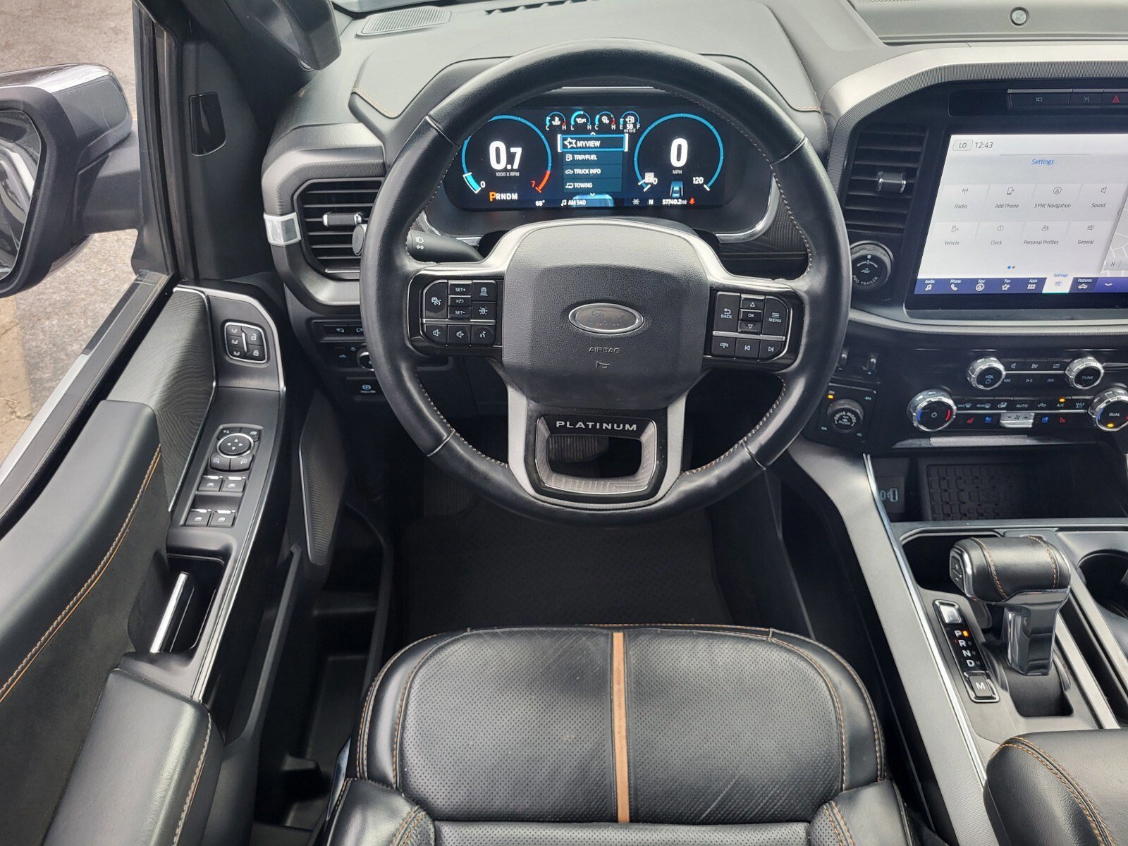 Certified 2023 Ford F150 Platinum w/ Equipment Group 701A High image 15