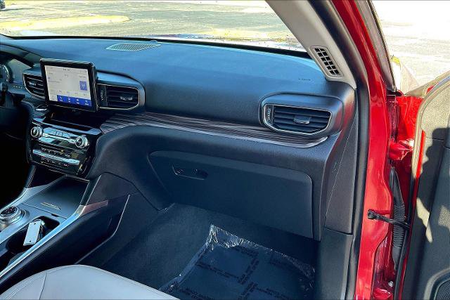 Certified 2024 Ford Explorer Limited image 18
