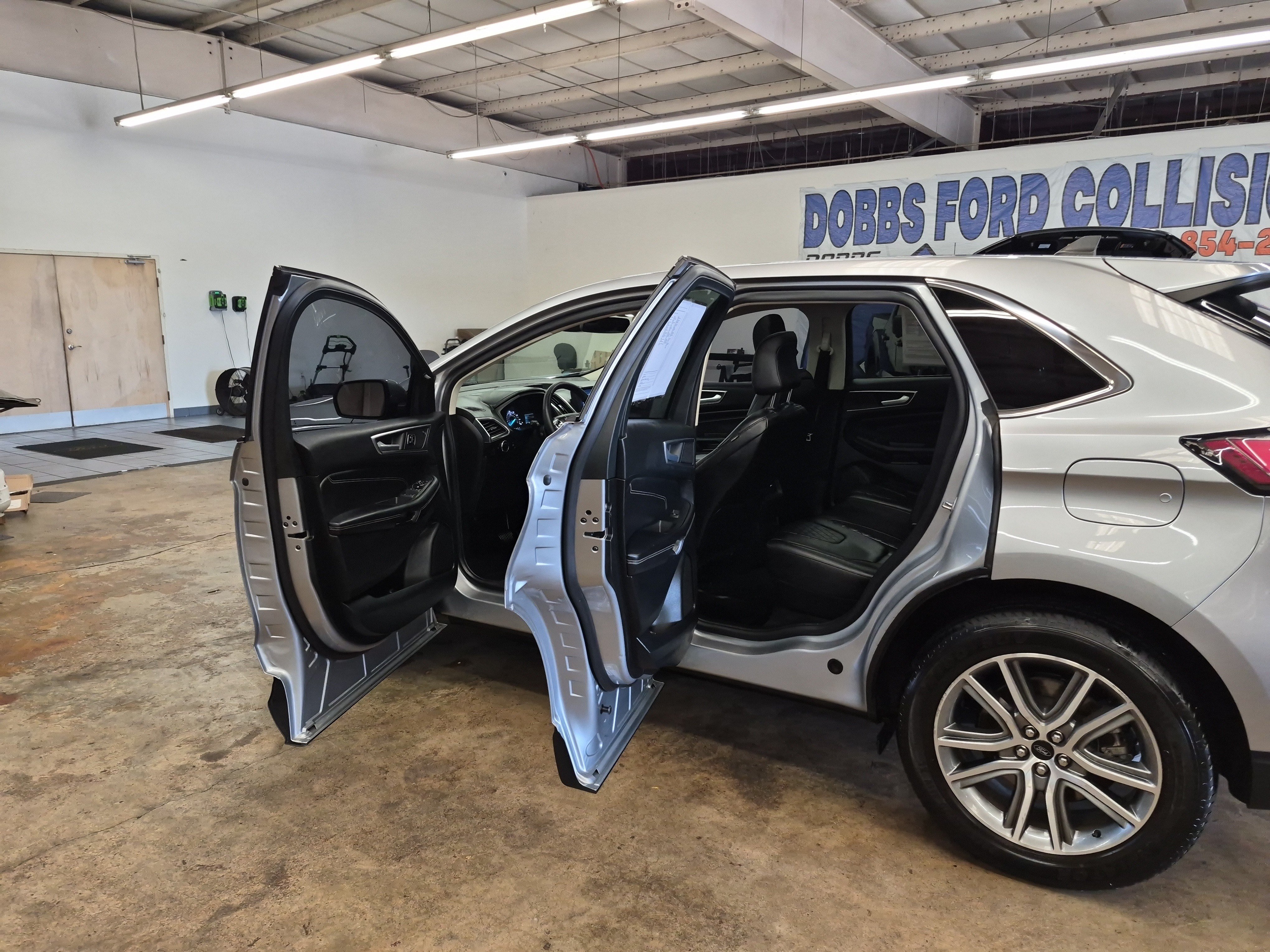 Certified 2024 Ford Edge Titanium AWD/4WD image 15
