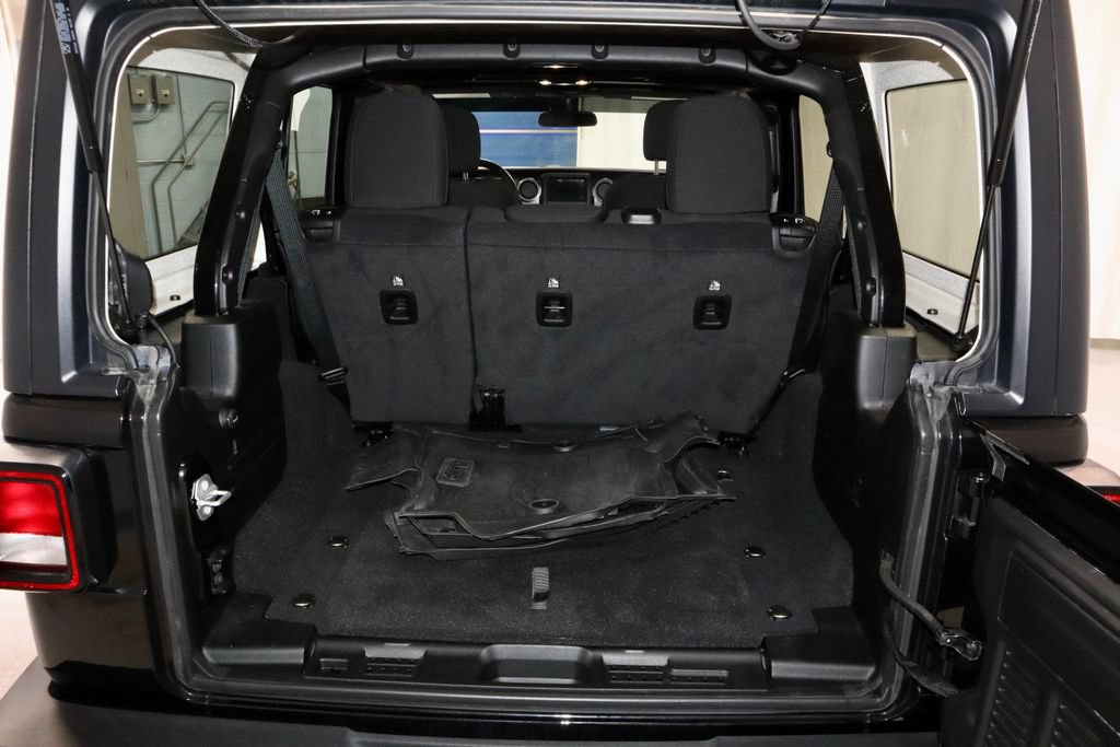 Used 2022 Jeep Wrangler Unlimited Sport AWD/4WD image 14