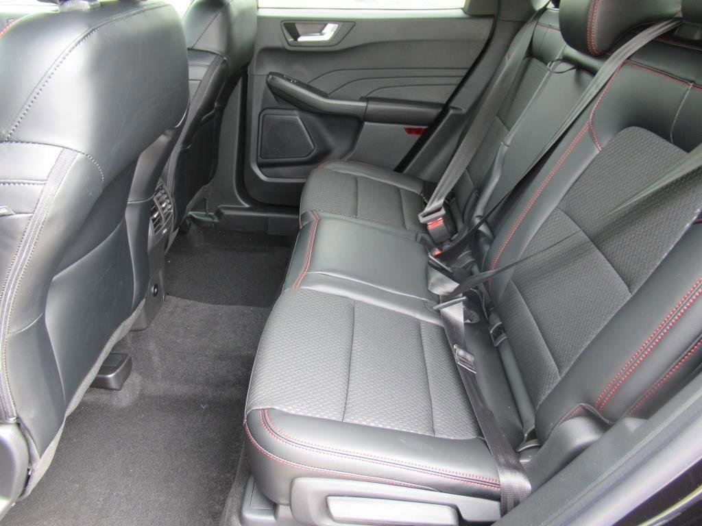 Certified 2025 Ford Escape ST-Line w/ Tech Pack #1 image 19