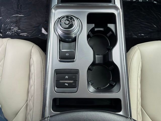 Certified 2024 Ford Edge Titanium AWD/4WD image 19