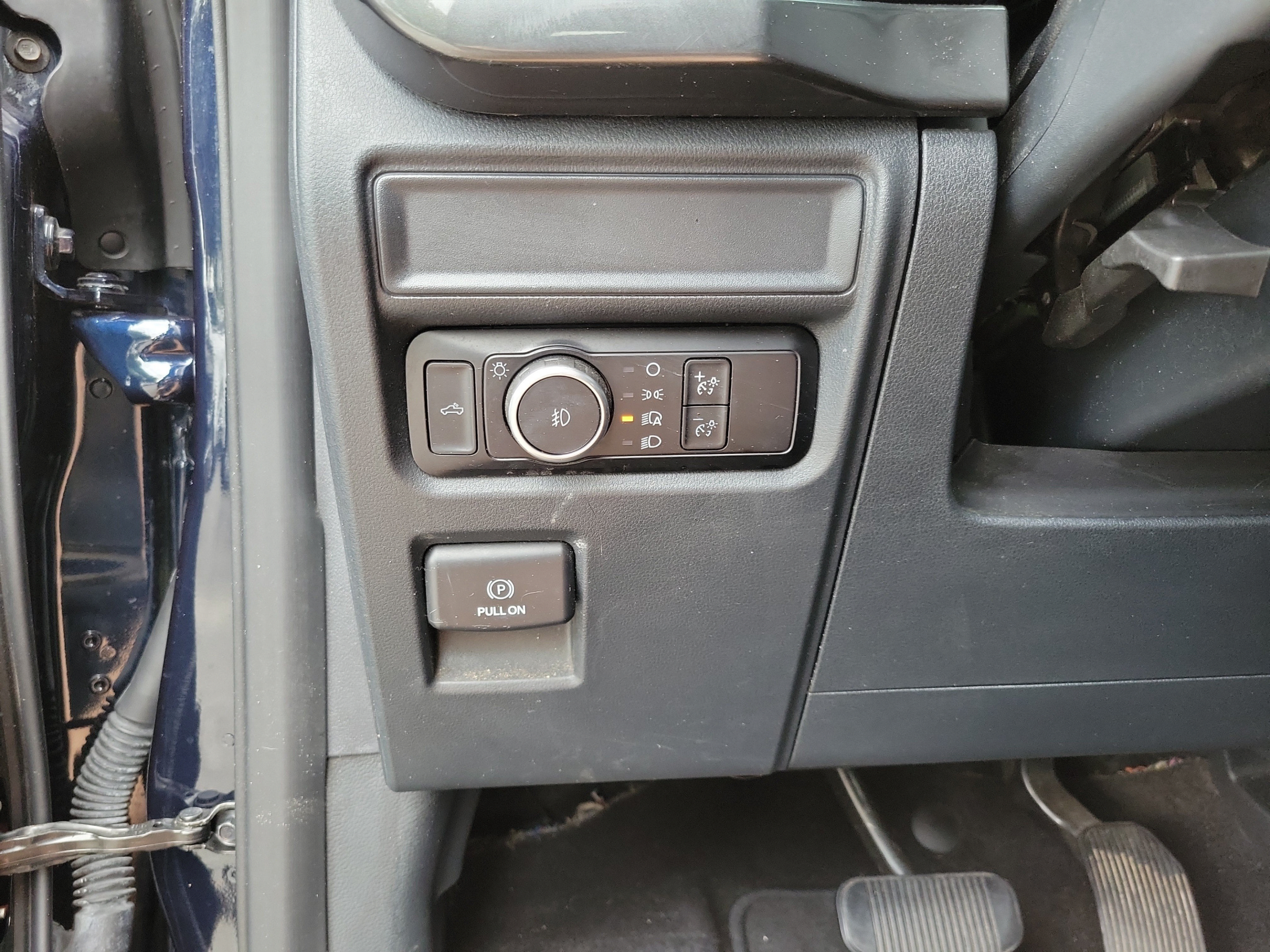 Certified 2023 Ford F150 XL w/ STX Appearance Package RWD image 19