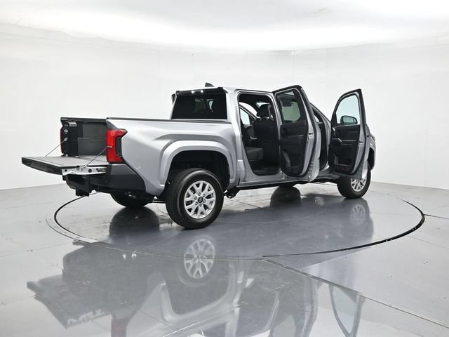 Used 2024 Toyota Tacoma SR w/ SR Upgrade Package AWD/4WD image 46