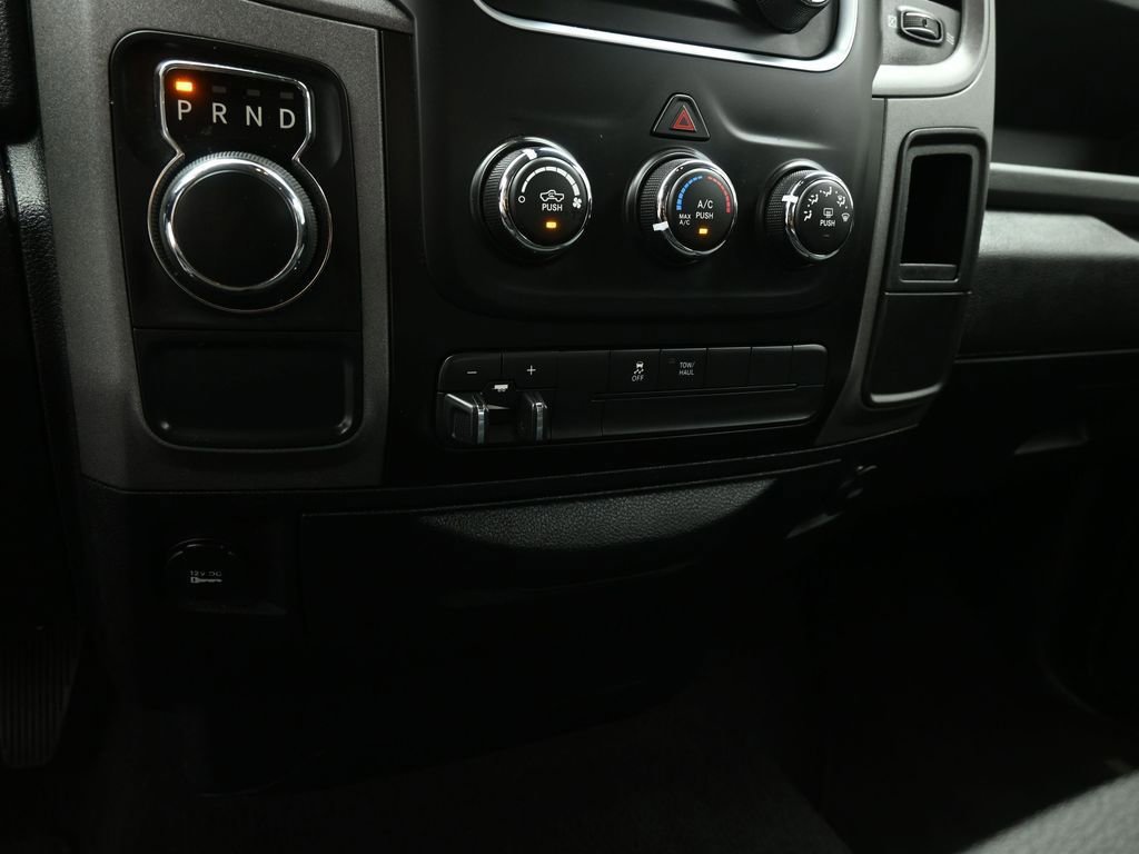 Used 2018 RAM 1500 Express image 42