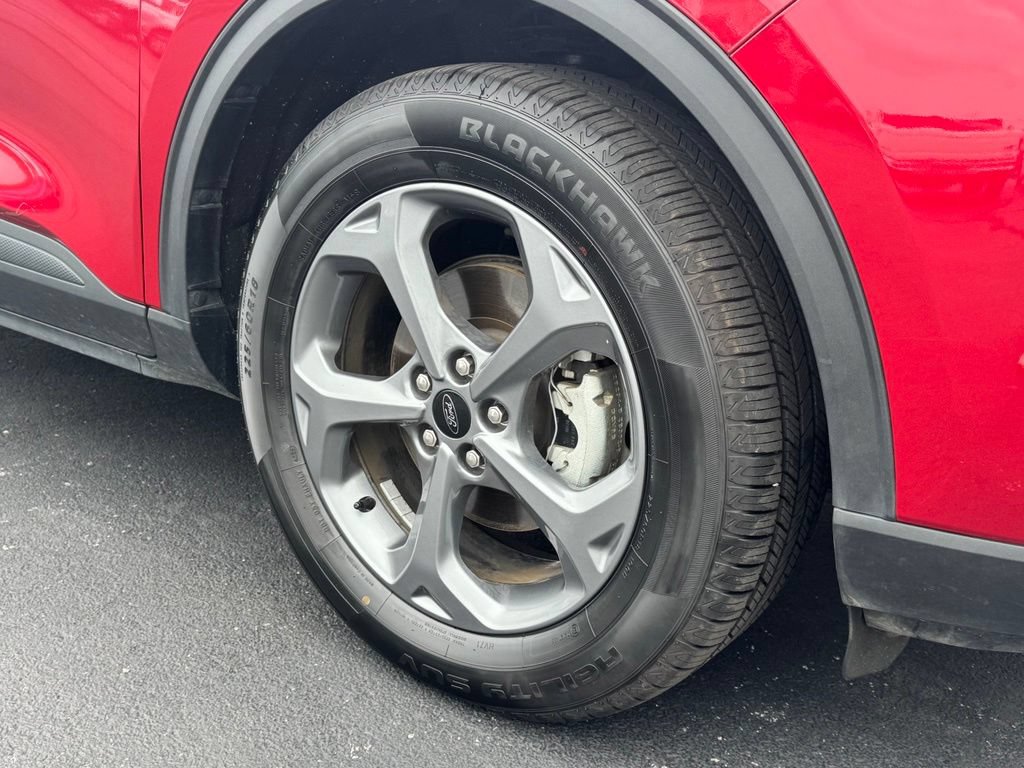 Certified 2025 Ford Escape ST-Line FWD image 23