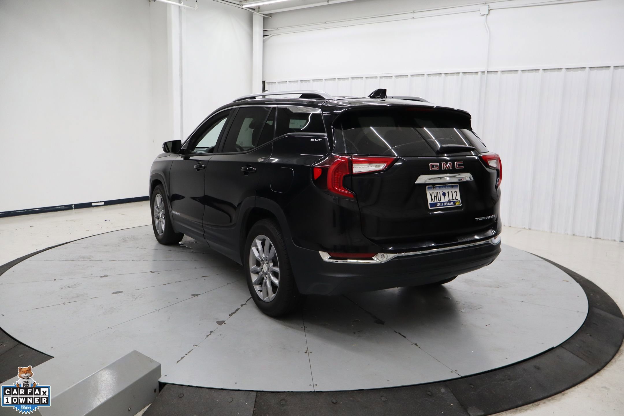 Used 2024 GMC Terrain SLT image 5