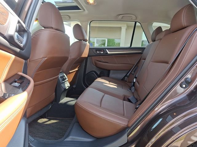 Used 2019 Subaru Outback 2.5i Touring w/ Popular Package #3A AWD/4WD image 10