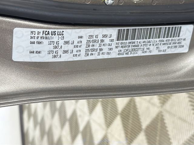 Used 2019 Jeep Cherokee Limited image 35