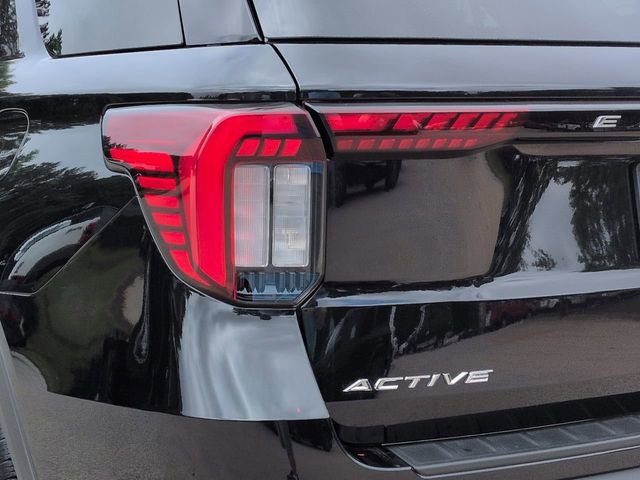 Certified 2025 Ford Explorer Active w/ Active Comfort Package RWD image 14