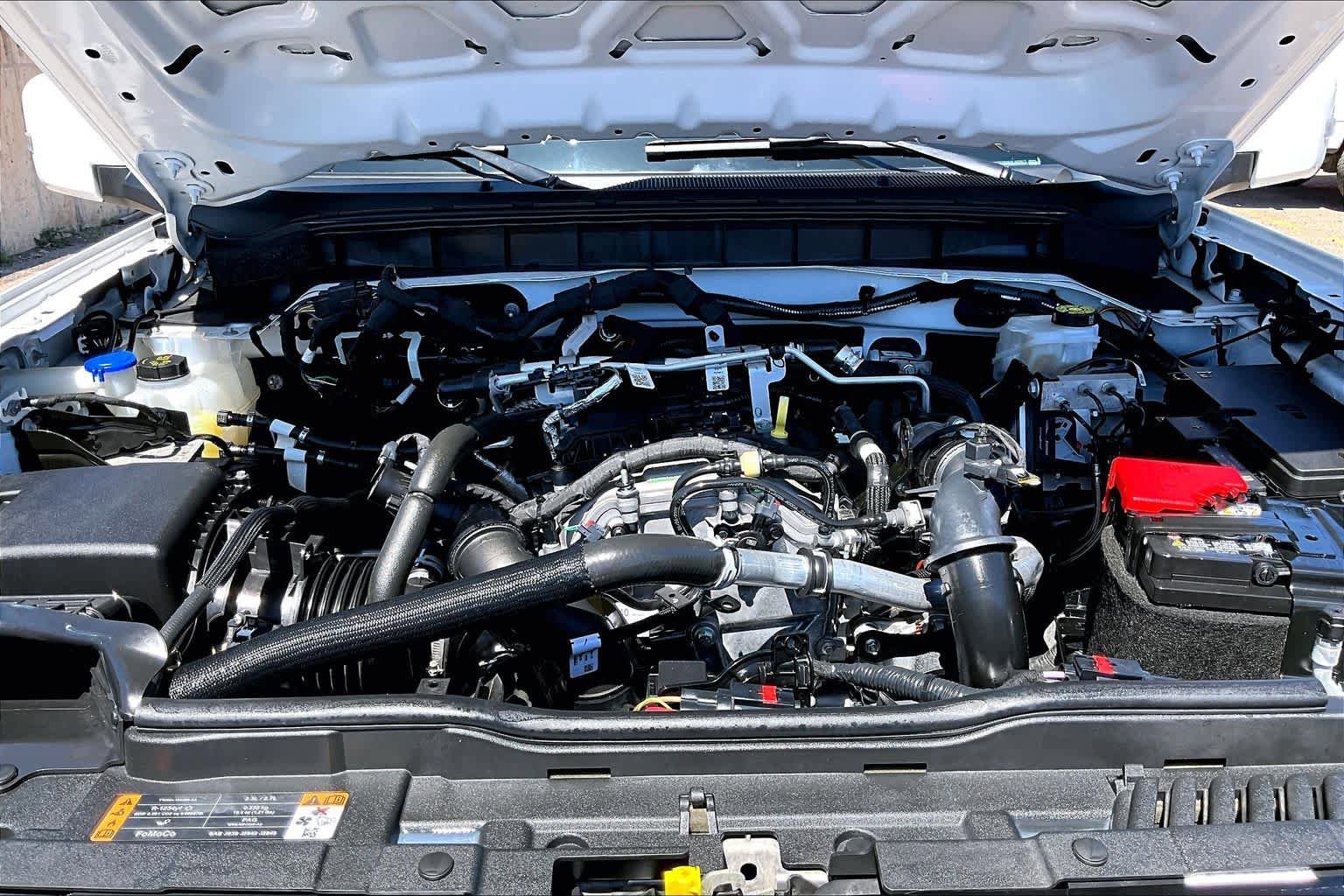 Certified 2025 Ford Bronco Outer Banks AWD/4WD image 32