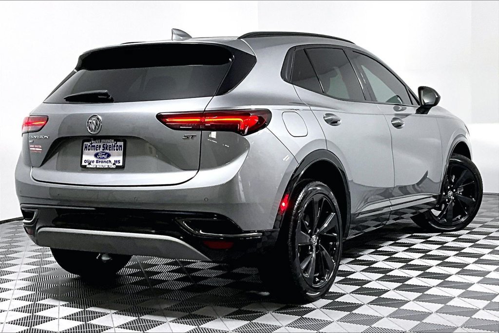Used 2023 Buick Envision Essence w/ Sport Touring Package AWD/4WD image 12